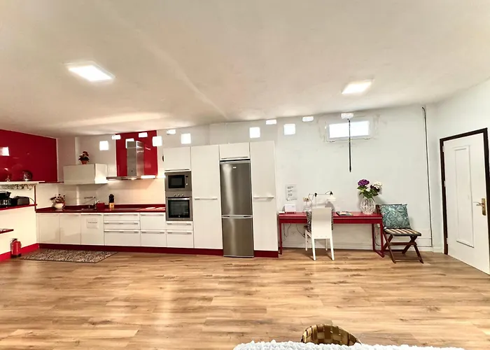 Апартаменты Black Loft *